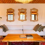 Amara & Private Villa