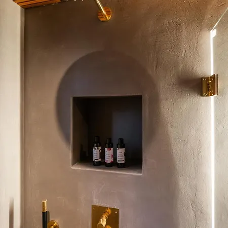 Amara & Private Villa *