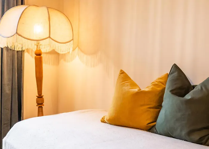 Amara & Private * רובניימי