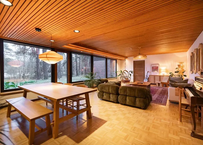 Amara & Private רובניימי